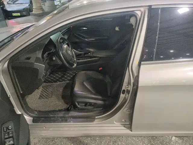 Toyota Avalon — Фото автомобиля 3
