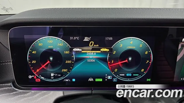 Mercedes-Benz E-Class — Фото автомобиля 8