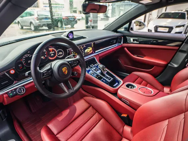 Porsche Panamera — Фото автомобиля 5