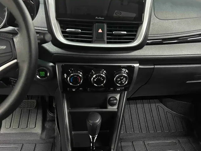Toyota YARiS L Zhi Xuan — Фото автомобиля 14