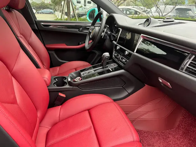 Porsche Macan — Фото автомобиля 11