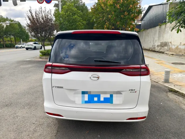 GAC Trumpchi M6 — Фото автомобиля 5