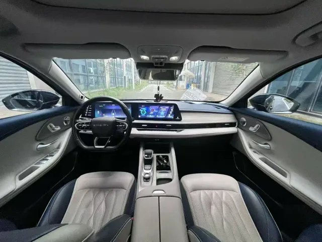 Chery Arrizo 8 — Фото автомобиля 10