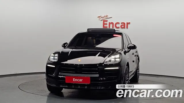 Porsche Macan — Фото автомобиля 3
