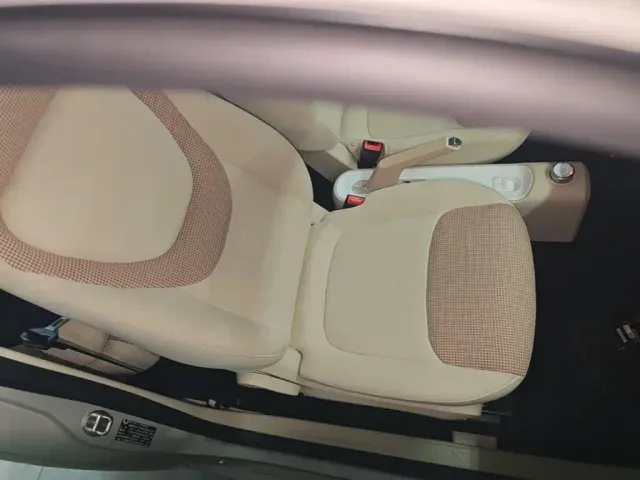 Wuling Hongguang Mini EV — Фото автомобиля 24