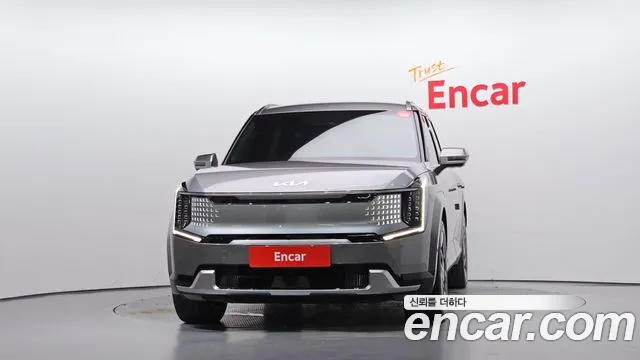 Kia EV9 — Фото автомобиля 3