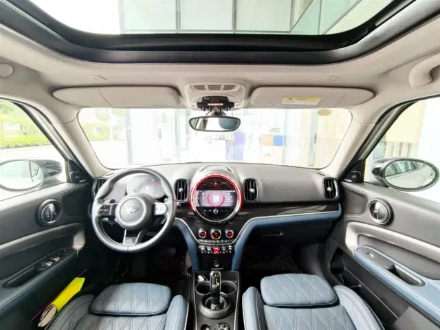 MINI Countryman — Фото автомобиля 13