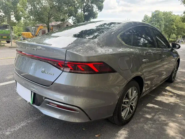 BYD Qin PLUS — Фото автомобиля 19