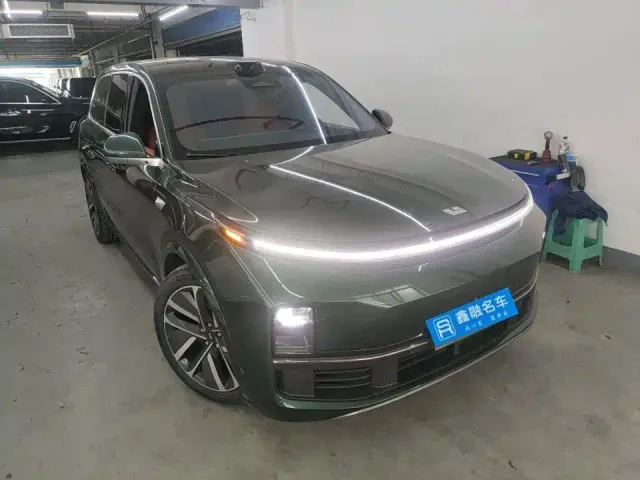 Li Auto L9 — Фото автомобиля 4