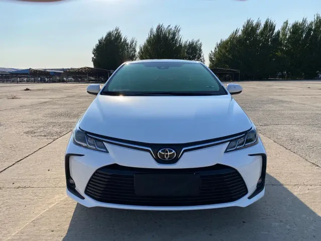 Toyota Corolla — Фото автомобиля 2