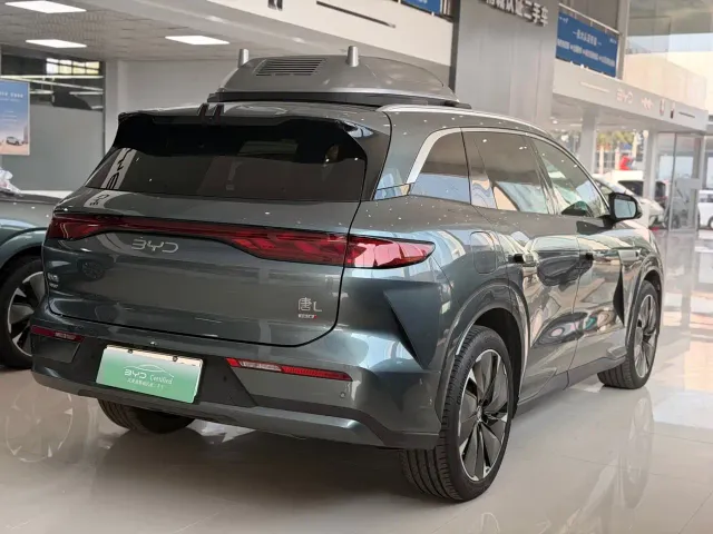 BYD Tang L — Фото автомобиля 4