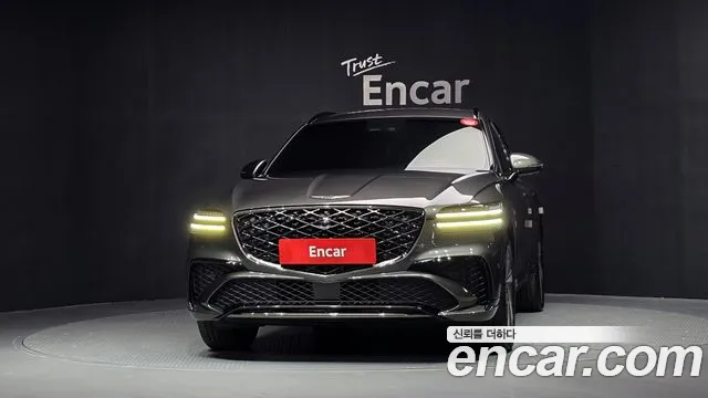 Genesis GV70 — Фото автомобиля 3