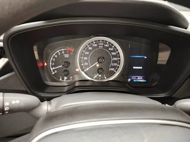 Toyota Corolla — Фото автомобиля 11