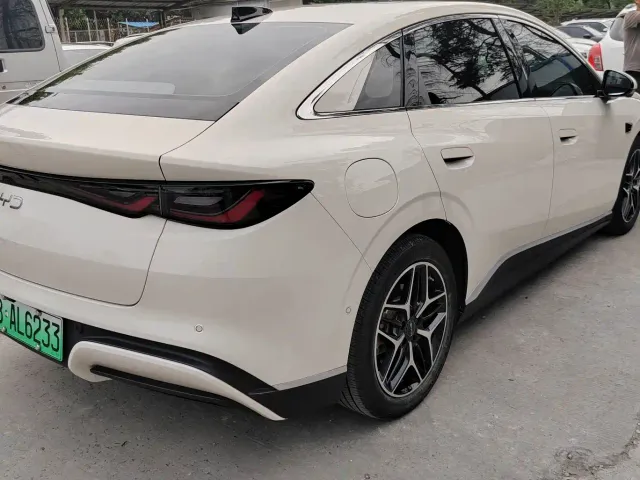 BYD Seal 06 — Фото автомобиля 8