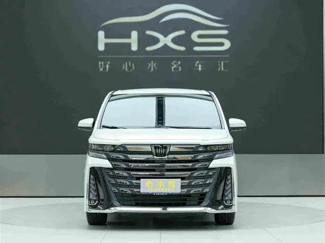 Toyota Vellfire — Фото автомобиля 2