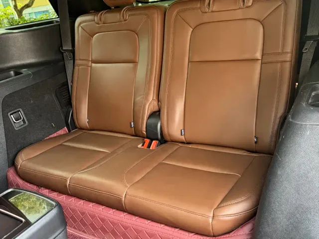 Lincoln Aviator — Фото автомобиля 18