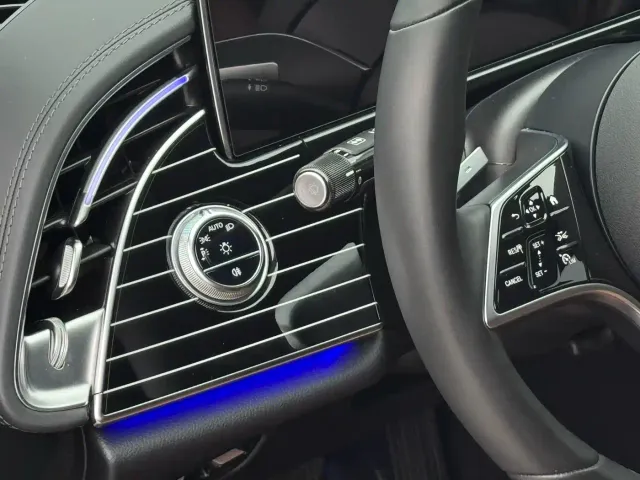 Mercedes-Benz E-Class — Фото автомобиля 5