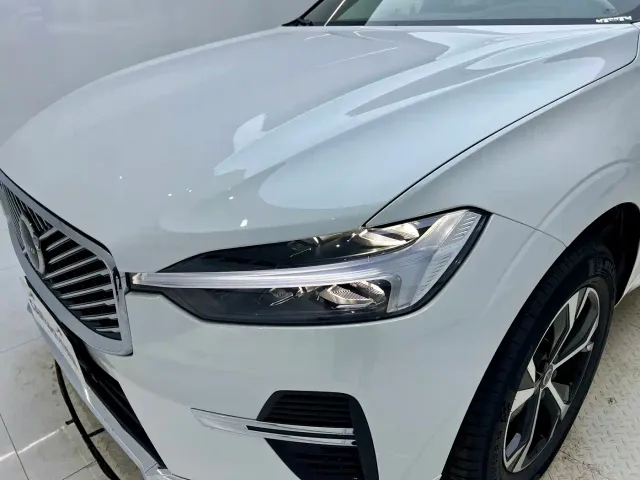 Volvo XC60 — Фото автомобиля 12