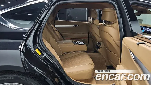 Genesis G80 Бензин 2.5 турбо AWD — Фото автомобиля 12