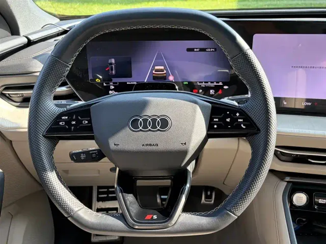 Audi Q5L — Фото автомобиля 17