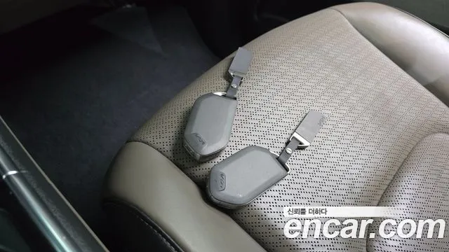 Kia Carnival 4th Gen — Фото автомобиля 21