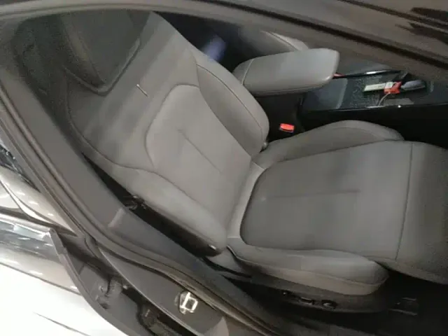 Lynk & Co Z20 — Фото автомобиля 24