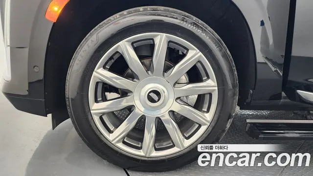 Cadillac Escalade Escalade 5 поколение — Фото автомобиля 5