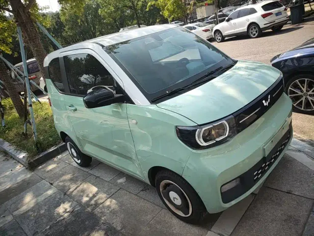 Wuling Hongguang Mini EV — Фото автомобиля 3