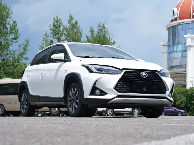 Toyota YARiS L Zhi Xuan — Фото автомобиля 3