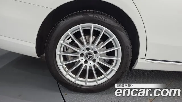 Mercedes-Benz E-Class W213 — Фото автомобиля 5
