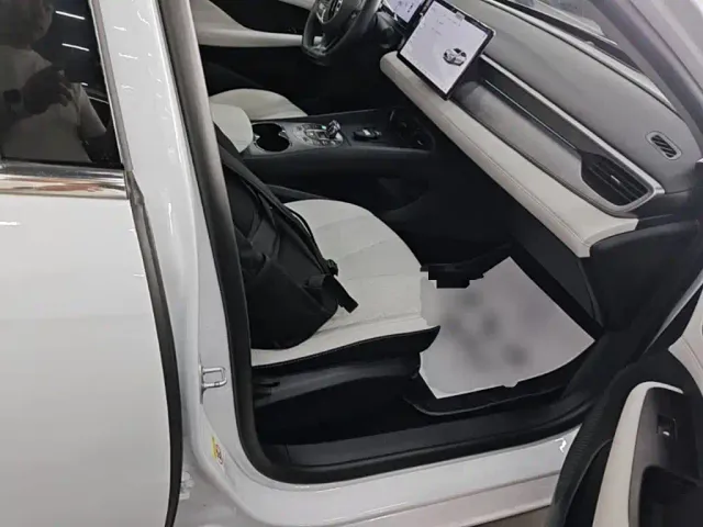 BYD Seal 05 DM-i — Фото автомобиля 24