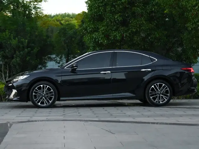 Toyota Camry — Фото автомобиля 14