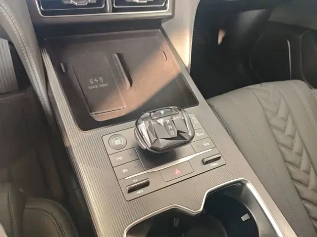 BYD Song L DM-i — Фото автомобиля 13