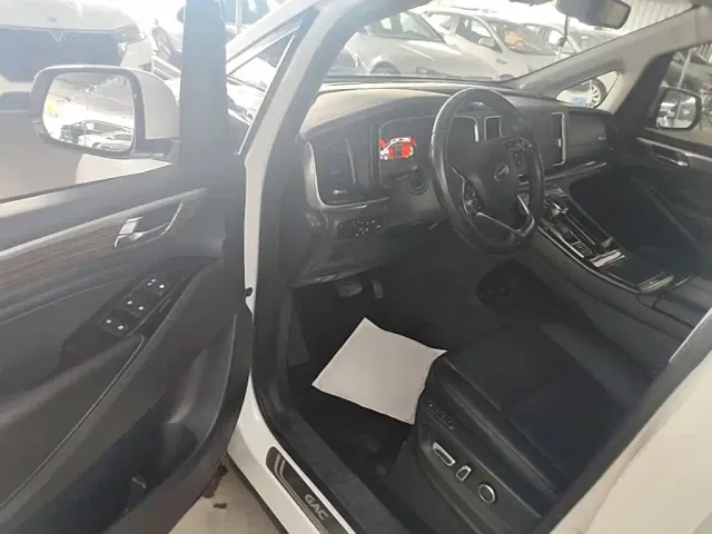 GAC Trumpchi M8 — Фото автомобиля 15