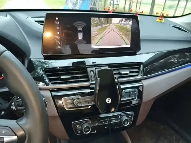 BMW X1 — Фото автомобиля 12