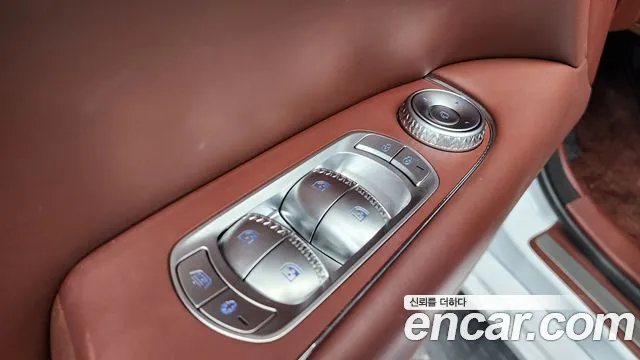 Genesis G90 — Фото автомобиля 20