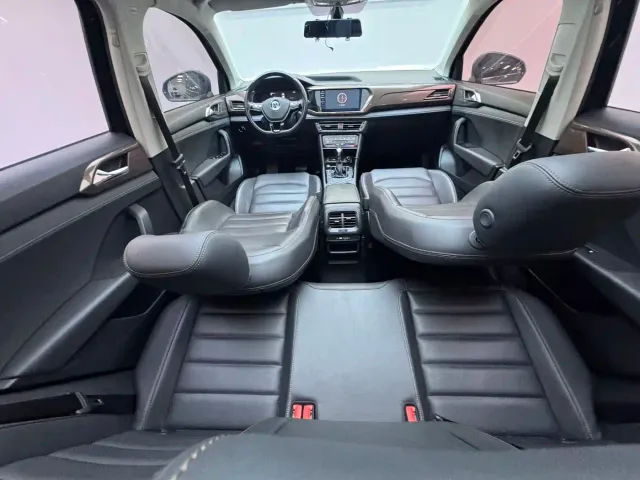 Volkswagen Tharu — Фото автомобиля 10