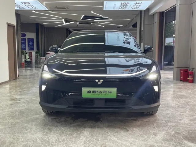 Jiyue Ji Yue 01 — Фото автомобиля 2