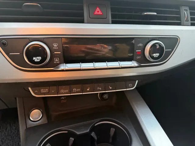 Audi A4L — Фото автомобиля 15
