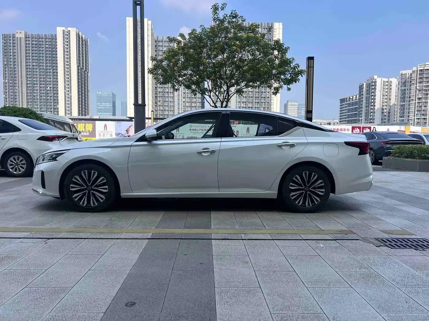 Nissan Teana 2022 2.0L XL-TLS Comfort Edition — Фото автомобиля 3