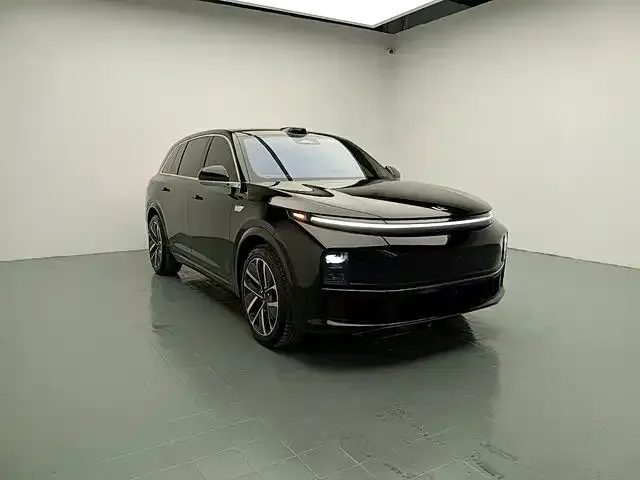 Фотография автомобиля — Li Auto L7