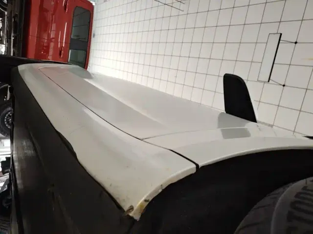 Tesla Model 3 — Фото автомобиля 20
