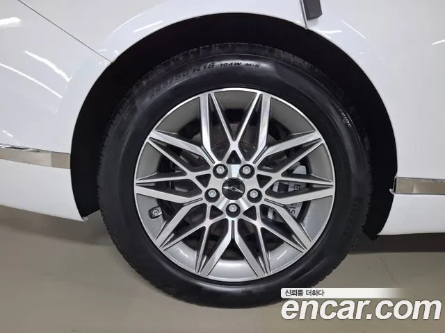 Genesis G80 RG3 — Фото автомобиля 19