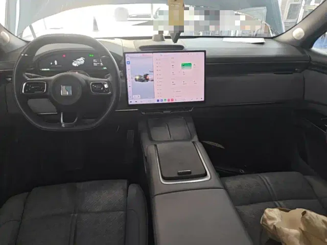 ZEEKR Zeekr 7X 2025 Model 75kWh RWD Smart Driving Edition — Фото автомобиля 9