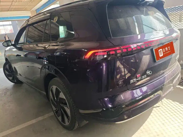 Dongfeng eπ 008 — Фото автомобиля 7