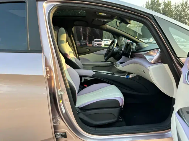 BYD Dolphin — Фото автомобиля 15