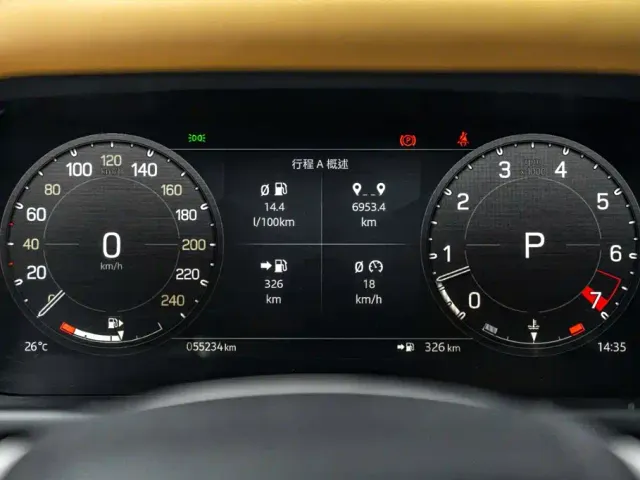 Land Rover Defender — Фото автомобиля 8