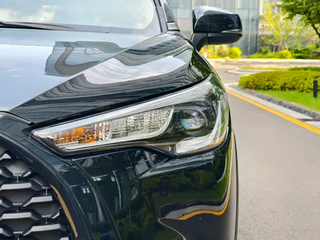 Toyota Corolla Cross — Фото автомобиля 6