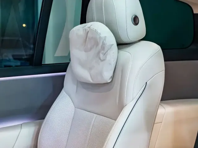 Li Auto Li i8 2025 Standard Edition — Фото автомобиля 23