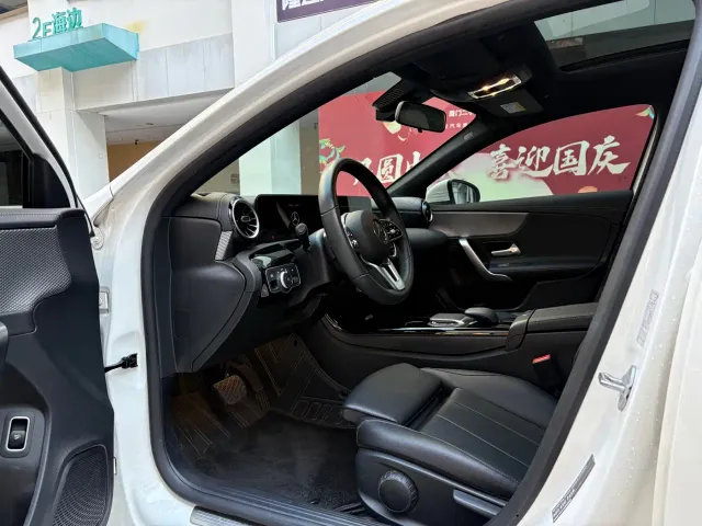 Mercedes-Benz A-Class — Фото автомобиля 4